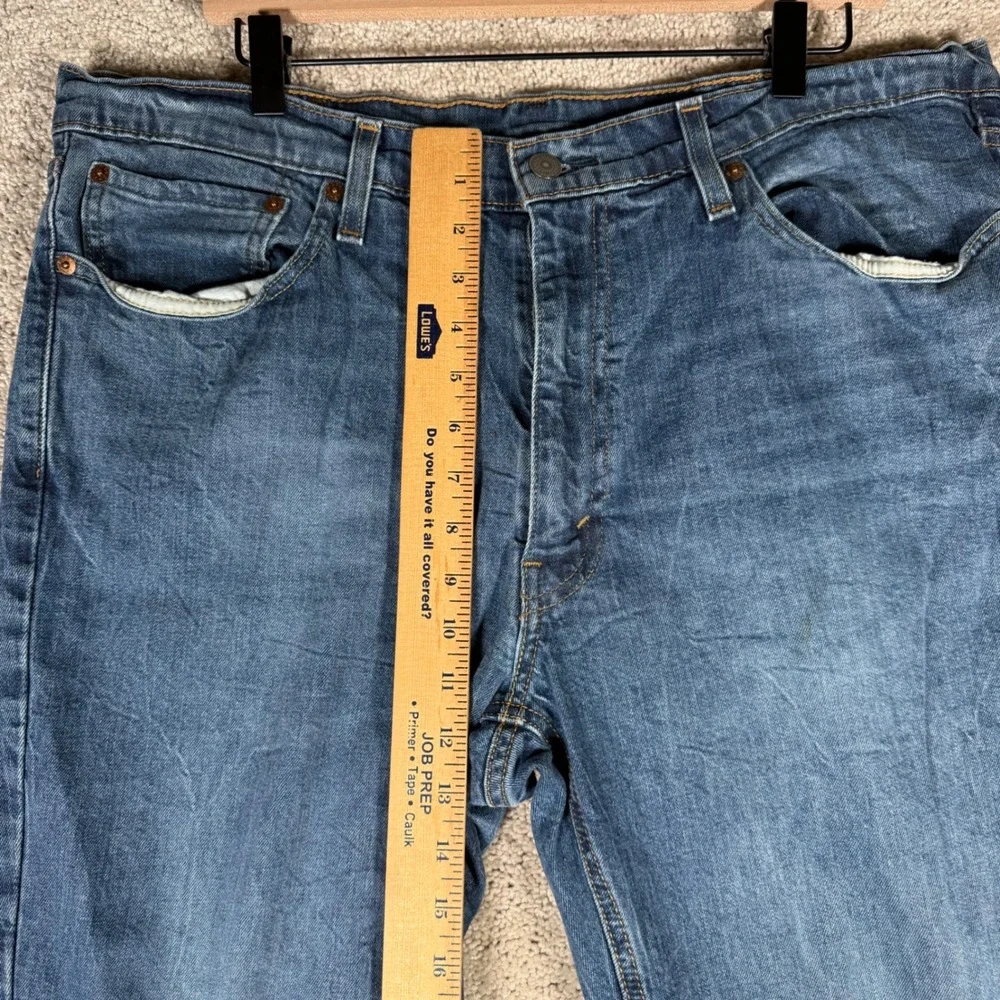 Levi's 541 Athletic Taper Men's 38x32 Blue Denim Jeans Medium Wash Stretch